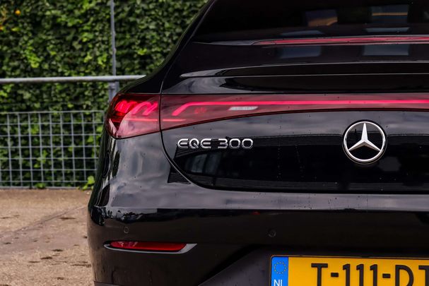 Mercedes-Benz EQE 300 180 kW image number 2