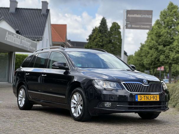 Skoda Superb Combi 1.8 TSI 118 kW image number 2