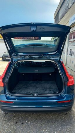 Volvo V60 B4 145 kW image number 11