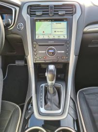 Car image 32