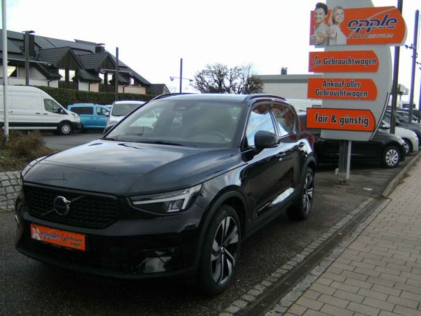 Volvo XC40 B4 Dark DKG 145 kW image number 1