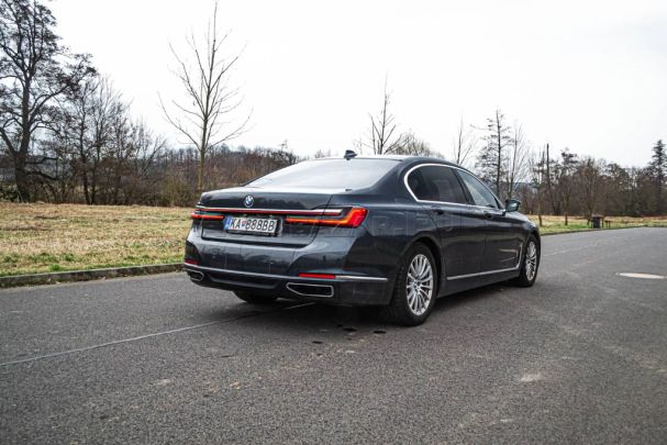 BMW 730Ld xDrive 195 kW image number 3