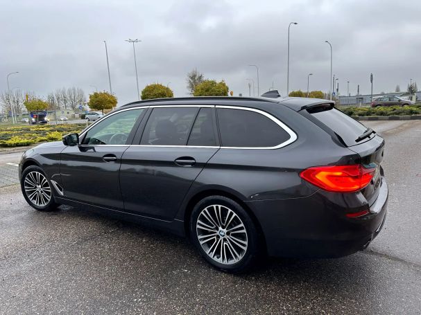 BMW 520d Touring Sport Line 140 kW image number 4