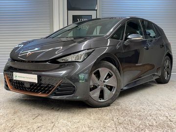 Car image 23