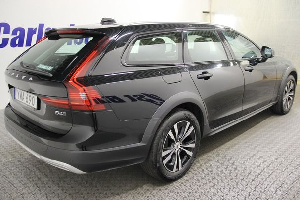 Volvo V90 Cross Country AWD B4 146 kW image number 3