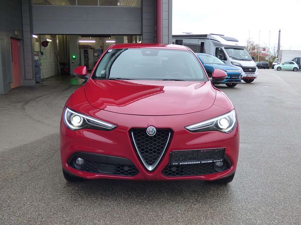 Alfa Romeo Stelvio 2.2 Super 133 kW image number 2