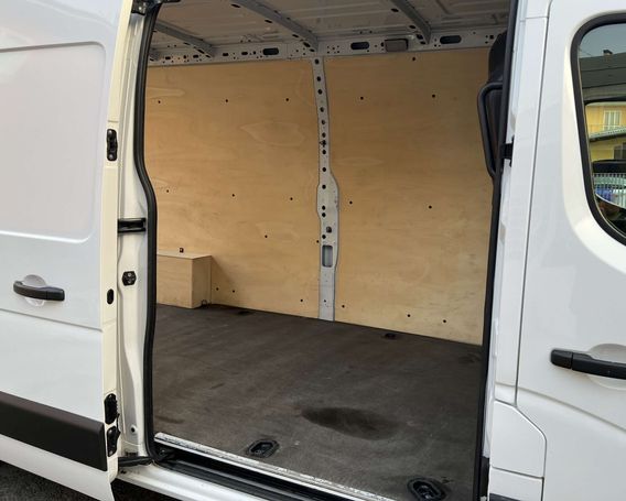 Renault Master 135 L3H2 99 kW image number 6