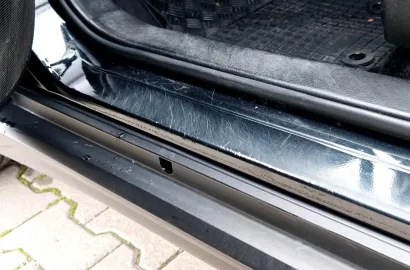 Car image 35