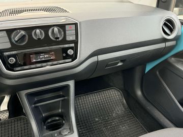 Car image 37