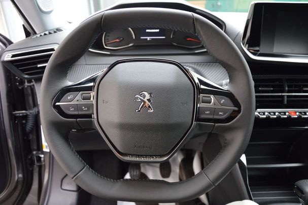 Peugeot 2008 BlueHDi 81 kW image number 8