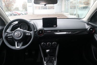 Car image 13