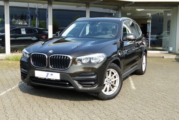 BMW X3 xDrive30i 185 kW image number 1