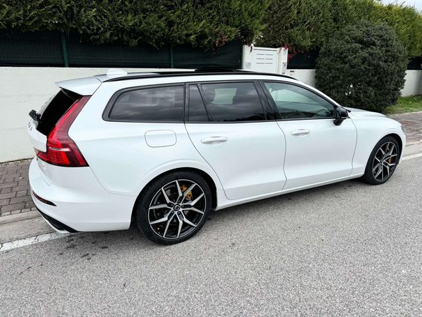 Volvo V60 T8 Polestar R Design AWD 298 kW image number 4