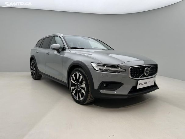 Volvo V60 Cross Country AWD B5 184 kW image number 10