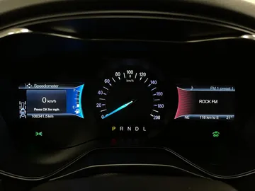 Car image 30
