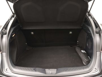 Car image 36