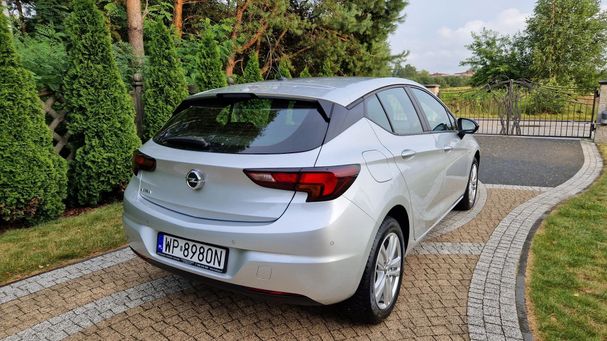 Opel Astra 1.2 81 kW image number 4