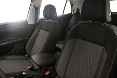 Car image 31