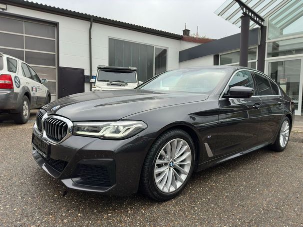 BMW 520i 135 kW image number 1