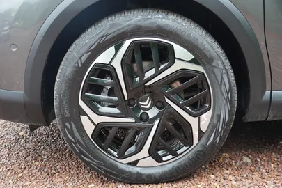Car image 39