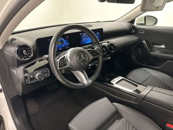 Mercedes-Benz A 180 d Advanced 85 kW image number 17