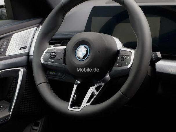 BMW iX1 xDrive30 M Sport 230 kW image number 3