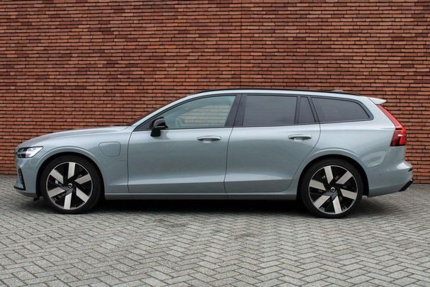 Volvo V60 T6 Recharge AWD T8 257 kW image number 8