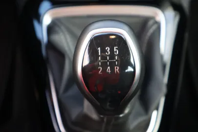 Car image 30