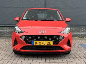 Car image 29