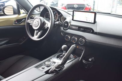 Car image 31