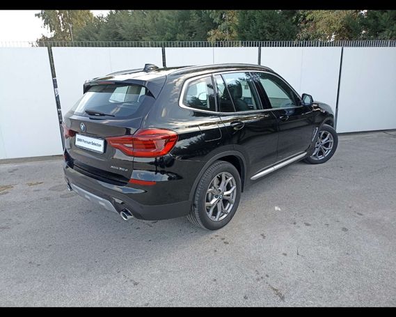 BMW X3 xDrive 210 kW image number 3