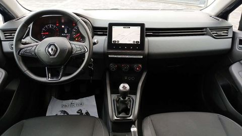 Car image 15