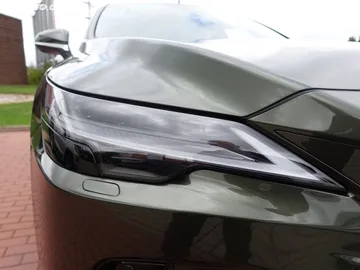Car image 38