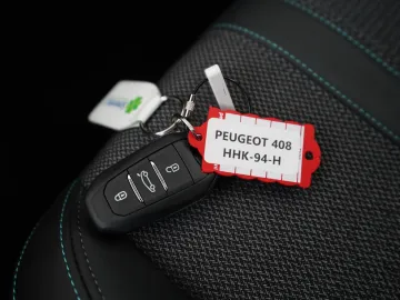 Car image 38