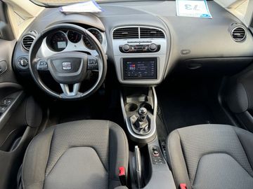 Car image 10