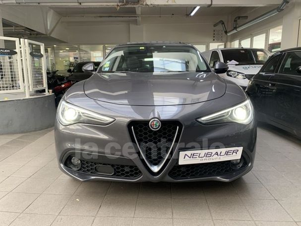 Alfa Romeo Stelvio 2.2 Diesel AT8 Super 132 kW image number 3