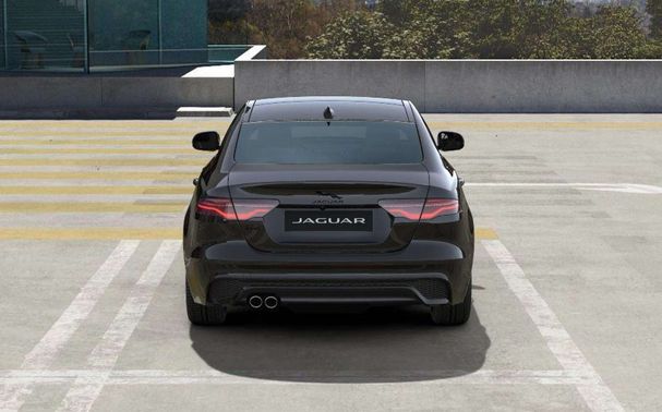 Jaguar XE Black 150 kW image number 23