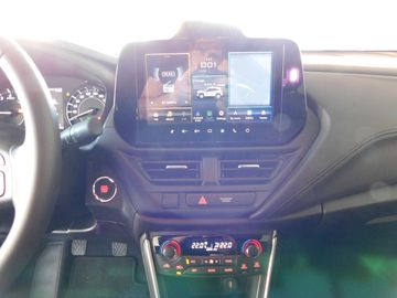 Car image 16