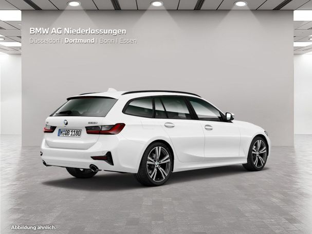 BMW 330i Touring xDrive 190 kW image number 2