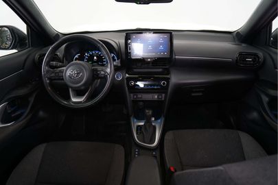 Car image 15