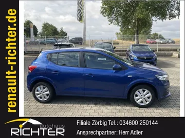 Car image 4