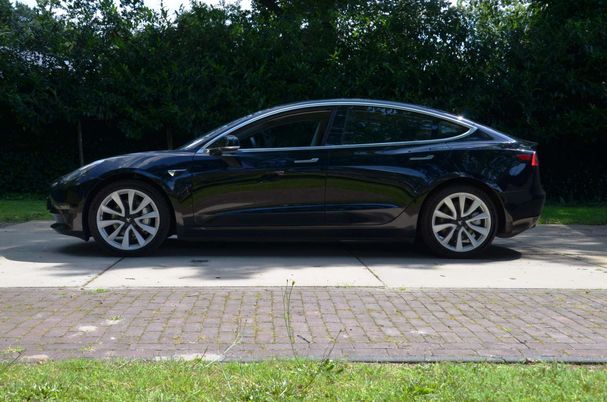 Tesla Model 3 Long Range AWD 258 kW image number 35