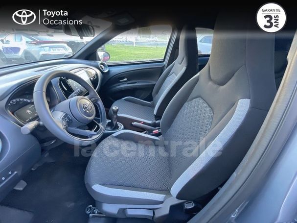 Toyota Aygo X 1.0 VVT-i 53 kW image number 13