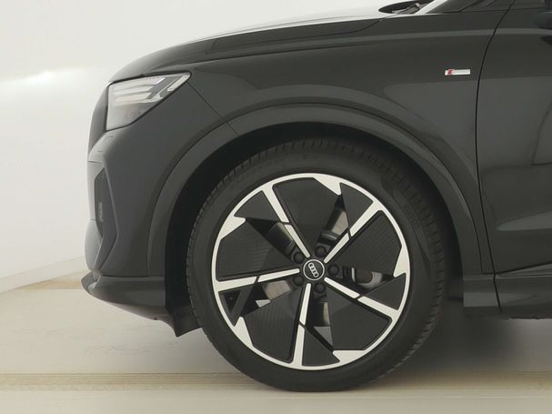 Audi Q4 50| e-tron S-line Sportback 220 kW image number 29