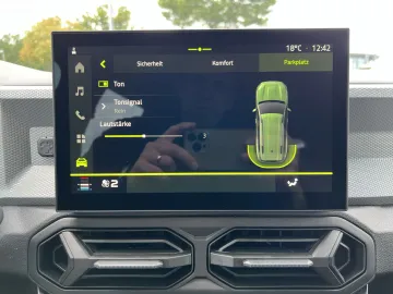 Car image 28