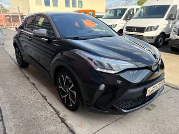 Car image 2