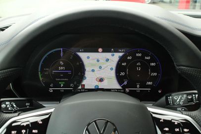 Car image 31