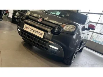 Car image 20