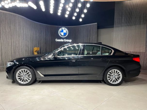 BMW 520d xDrive Luxury Line 140 kW image number 4