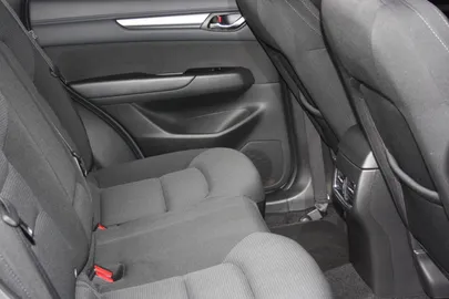 Car image 24